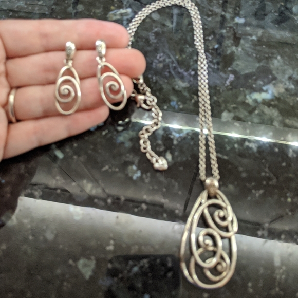 Brighton Swirly Silver Necklace & Earrings Set - Picture 3 of 9